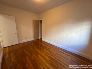 122 Washington St, Unit 44 in Boston, MA - Building Photo - Building Photo