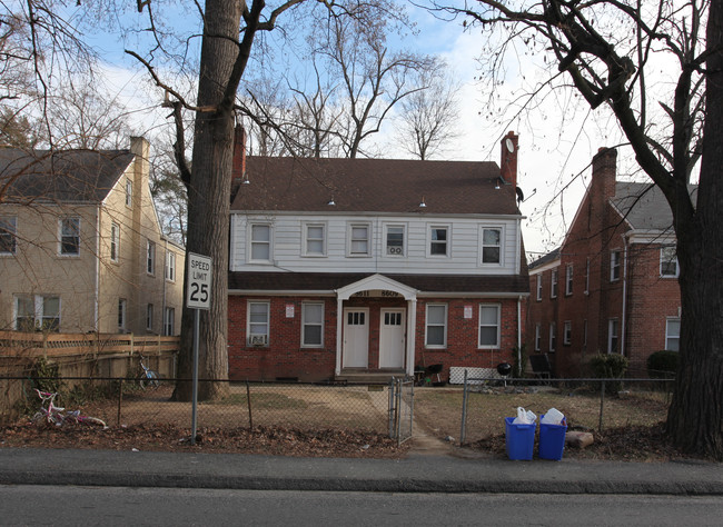 8609-8611 Flower Ave in Takoma Park, MD - Building Photo - Building Photo