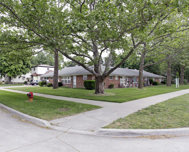 Lin-Air in Royal Oak, MI - Foto de edificio - Building Photo