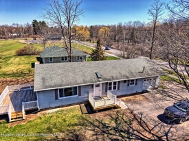 11321 NY-32 in Greenville, NY - Building Photo