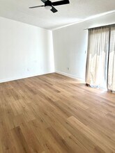 1184 Sapphire St SE in Palm Bay, FL - Foto de edificio - Building Photo