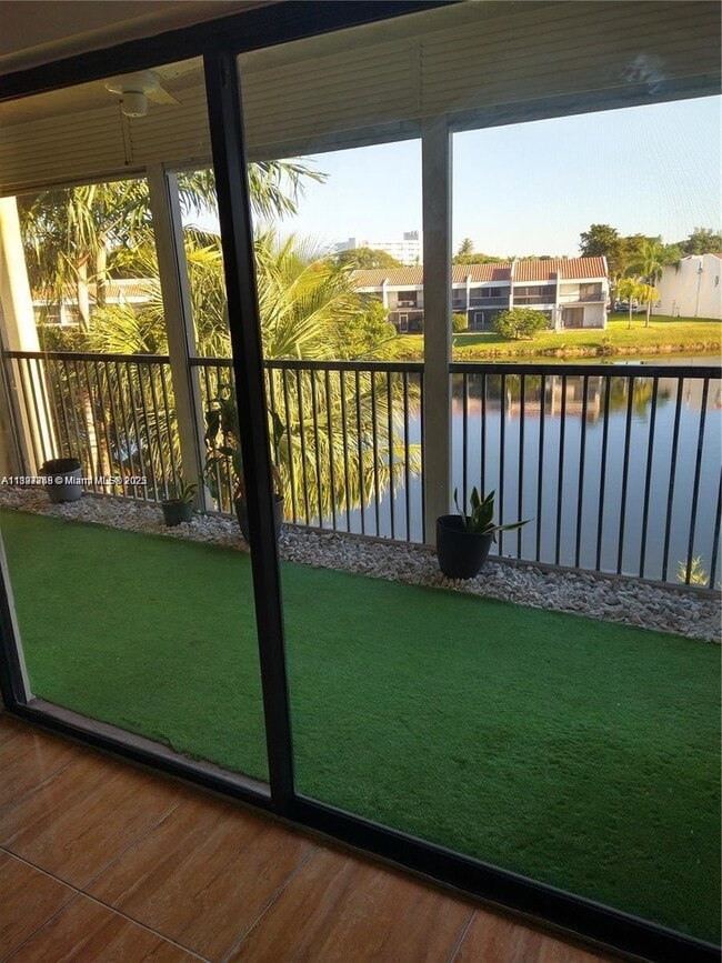 property at 6575 W Oakland Park Blvd