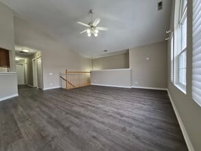 2850 Stonewater Dr in Naperville, IL - Building Photo - Building Photo