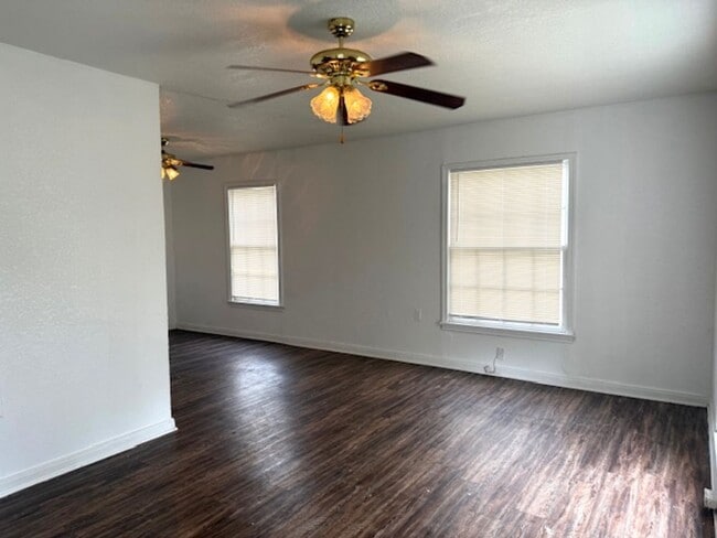 2621 Windsor Ave in Waco, TX - Building Photo - Building Photo