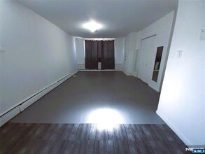 55 Ridgefield Ave in Ridgefield Park, NJ - Building Photo - Building Photo