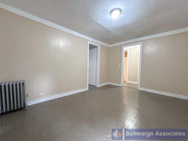 876 Bryant Ave-Unit -1D in Bronx, NY - Building Photo - Building Photo