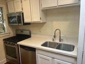 6107 Saturn St, Unit 2508 in Los Angeles, CA - Building Photo - Building Photo