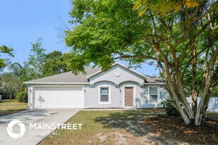 2079 De Carlo Ave in Spring Hill, FL - Building Photo