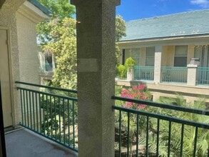 5155 W Tropicana Ave, Unit #2133 in Las Vegas, NV - Building Photo - Building Photo
