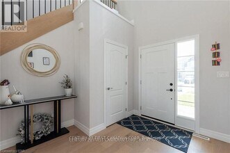 121 Basil Cres in Middlesex Centre, ON - Building Photo - Building Photo