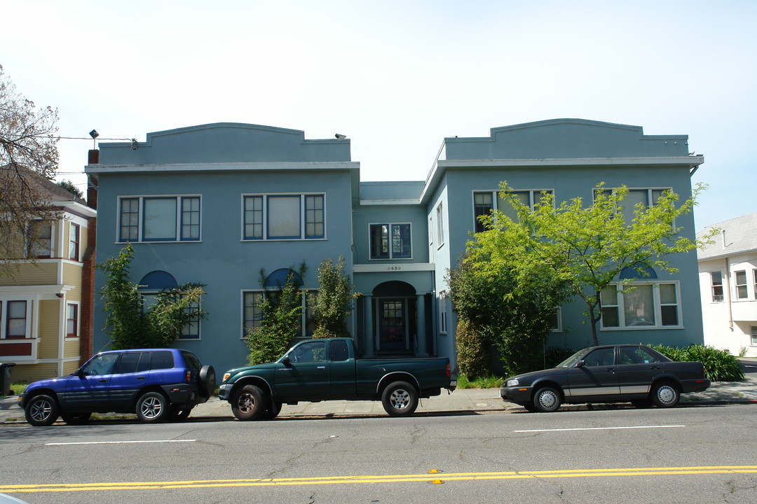 2428-2430 Martin Luther King Jr Way in Berkeley, CA - Foto de edificio