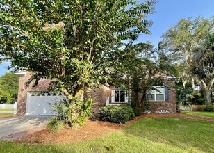1260 Palmetto Peninsula Dr in Mount Pleasant, SC - Building Photo - Building Photo