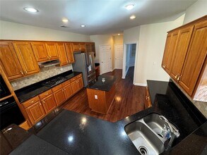 925 Whitetail Ct in Alpharetta, GA - Building Photo - Building Photo