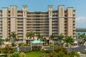 Dolphin Pointe at Waterside in Ft. Myers, FL - Building Photo - Building Photo