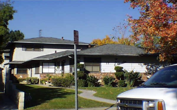 17 Eldorado St in Arcadia, CA - Foto de edificio - Building Photo