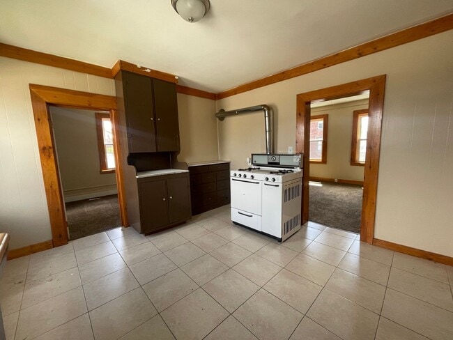 property at 309 Hampden St