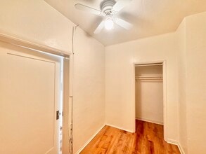 608 S Dunsmuir Ave in Los Angeles, CA - Building Photo - Building Photo