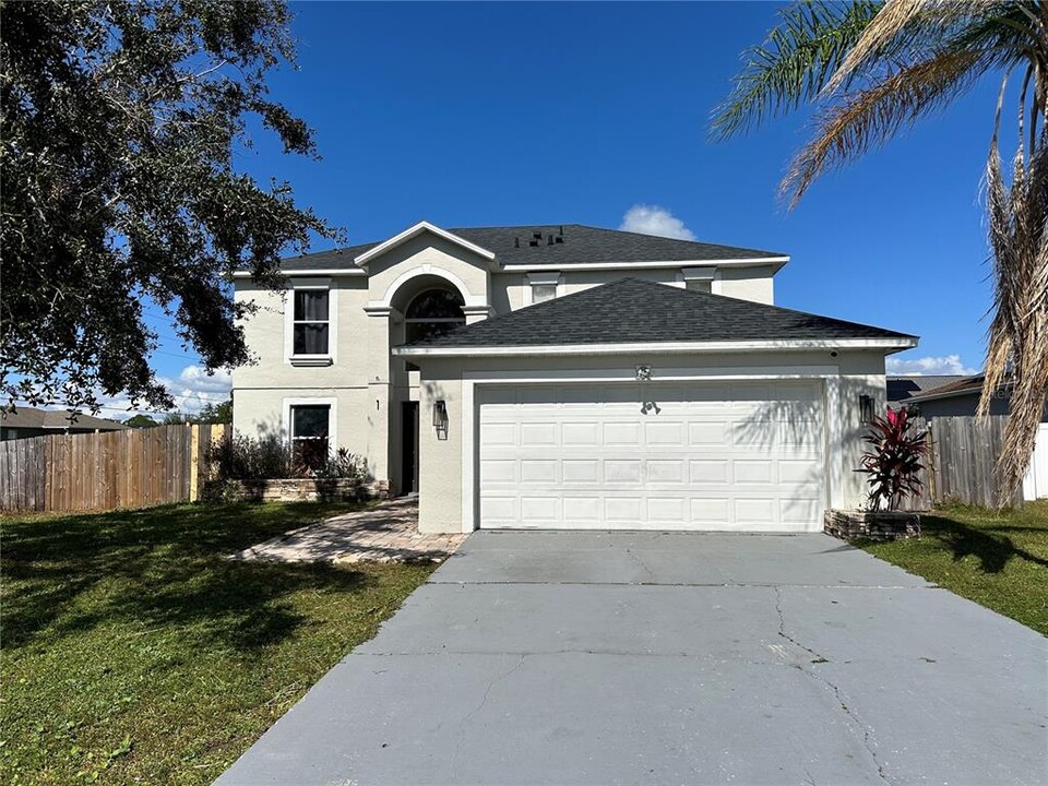 1 Coventry Ct in Kissimmee, FL - Building Photo