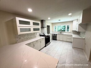 207 Gardenia Cove in Memphis, TN - Building Photo - Building Photo