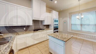 11640 Gatesville Dr in Frisco, TX - Building Photo - Building Photo