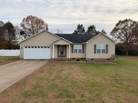 110 Nathaniel Gracie Dr in Statesville, NC - Building Photo