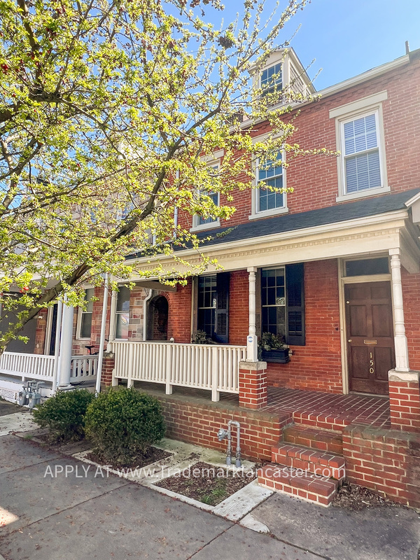 property at 150 E Lemon St