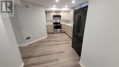 65 Olivia Marie Rd in Brampton, ON - Building Photo - Building Photo