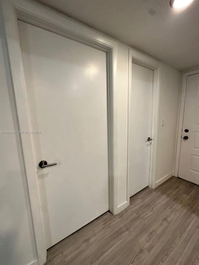4640 NW 102nd Ave in Doral, FL - Building Photo - Building Photo