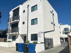 5914 Tujunga Ave in North Hollywood, CA - Building Photo