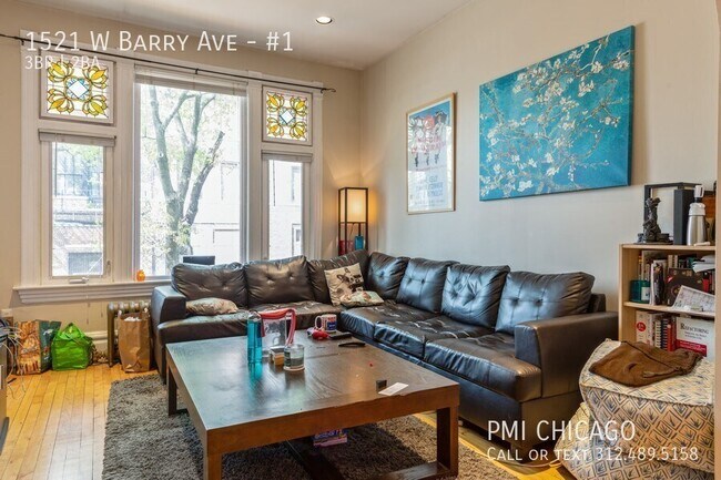property at 1521 W Barry Ave