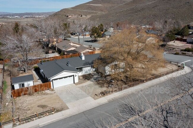 7245 Pembroke Dr in Reno, NV - Building Photo - Building Photo