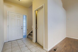 2222 Woodpark Dr in Colorado Springs, CO - Foto de edificio - Building Photo