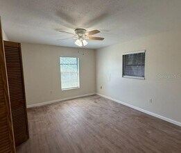 7750 Williams Ave in Sarasota, FL - Foto de edificio - Building Photo