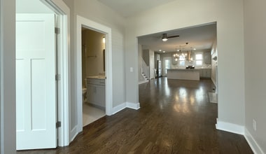 5410A California Ave in Nashville, TN - Foto de edificio - Building Photo