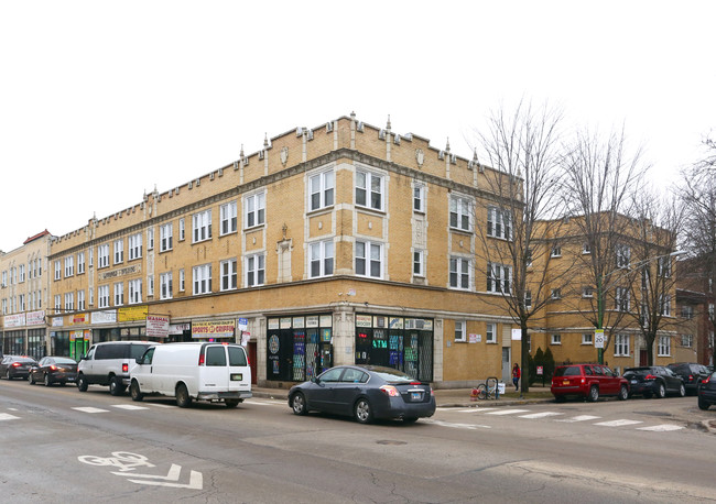 3900 W Lawrence Ave in Chicago, IL - Foto de edificio - Building Photo
