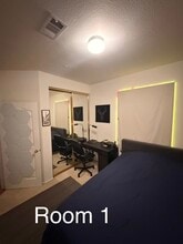 2307 Ternberry Ct in Tustin, CA - Building Photo - Building Photo