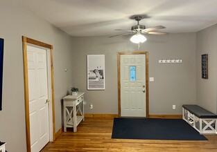 204 South St, Unit 1 in Glens Falls, NY - Building Photo - Building Photo