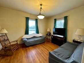 115 N Thomas St in South Hill, VA - Building Photo - Building Photo