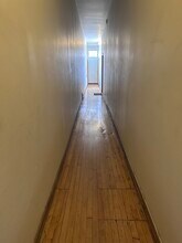 1215 W Grand Ave in Chicago, IL - Building Photo - Building Photo