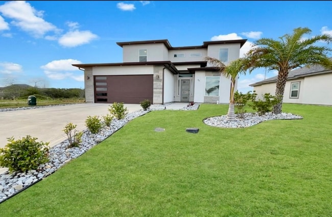 property at 86 Bethpage Dr
