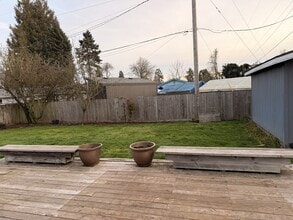 2030 Crimson Ave in Eugene, OR - Building Photo - Building Photo