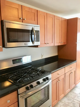 216 Massachusetts Ave, Unit 216-42 in Arlington, MA - Building Photo - Building Photo