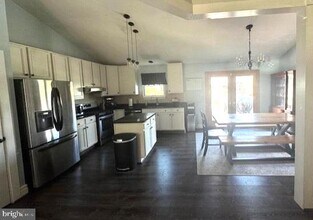 954 Firestone Rd in Westminster, MD - Building Photo - Building Photo