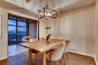 7865 E Mississippi Ave in Denver, CO - Foto de edificio - Building Photo