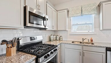 325 Tolbert Dr in Greenwood, SC - Building Photo - Building Photo