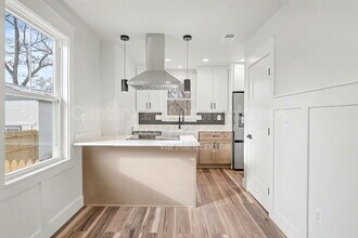 12101 Fort Washington Rd in Fort Washington, MD - Building Photo - Building Photo