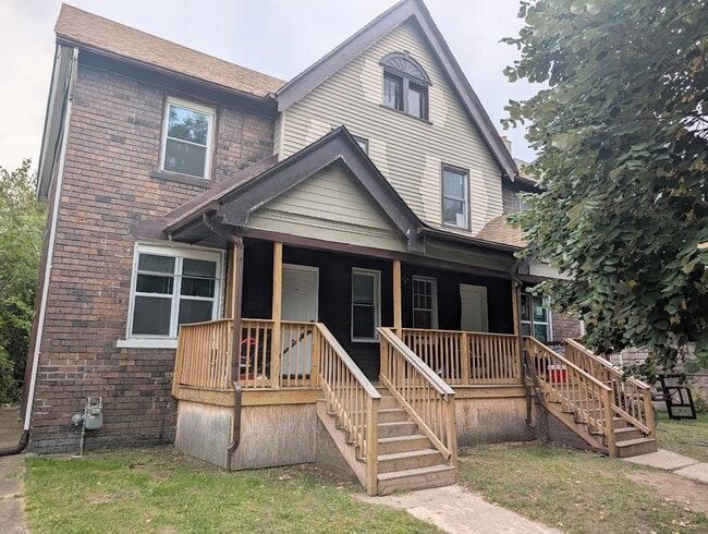 property at 426-428 King St