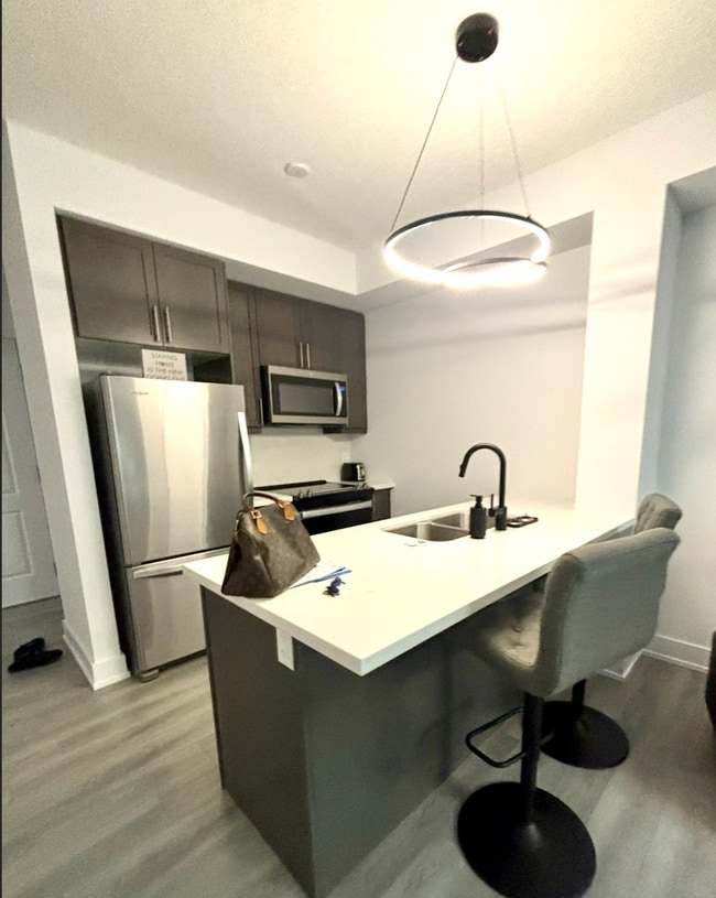 property at 339-5055 Greenlane Rd