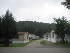 Hillcrest Mobile Home Park in Chattanooga, TN - Building Photo - Building Photo