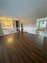 2008 Huckleberry Cir in Lexington, KY - Building Photo - Building Photo